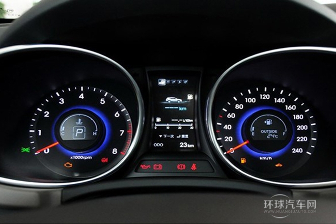 2013款 2.2T 四驅旗艦版 7座