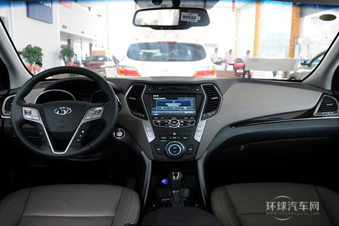 2013款 2.2T 四驅(qū)旗艦版 7座