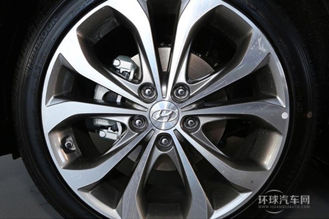 2013款 2.0L 自動至尊版