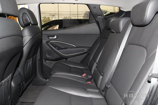 2013款 2.2T 四驅尊享版 7座