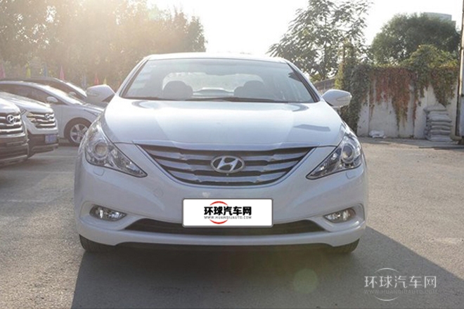 2013款 2.0L 自動頂級版