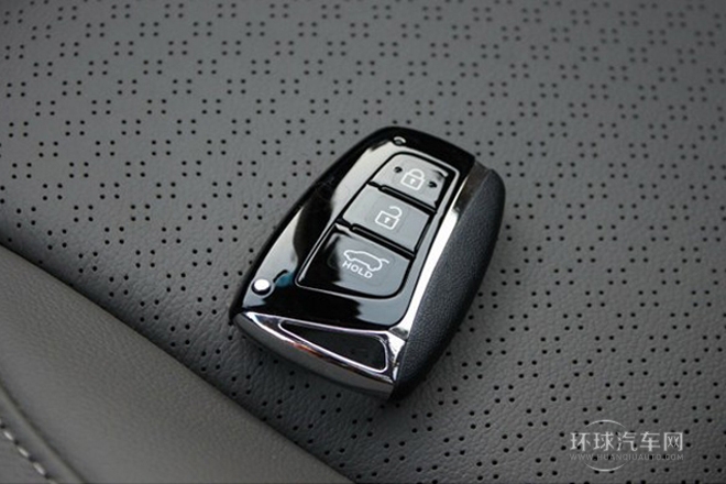 2013款 2.2T 四驅豪華版 7座