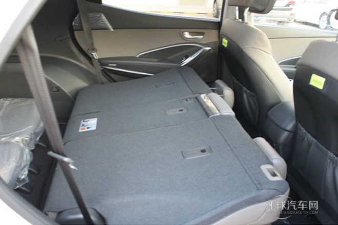 2013款 2.2T 四驅(qū)豪華版 7座