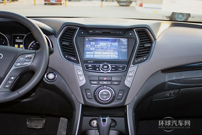 2013款 2.2T 四驅(qū)豪華版 7座