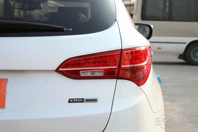 2013款 2.2T 四驅豪華版 7座