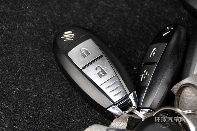 2014款 1.6L CVT兩驅(qū)進(jìn)取型