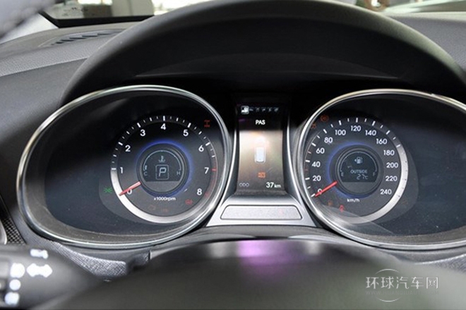 2013款 2.2T 四驅舒適導航版 7座