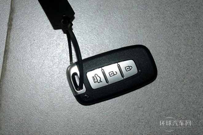 2013款 2.4L 自動領先版 國IV