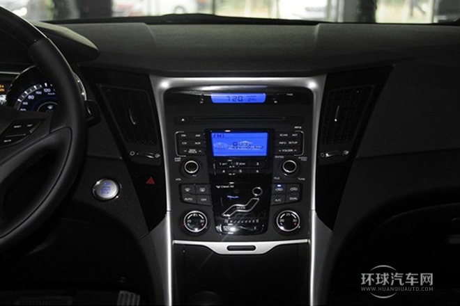 2013款 2.4L 自動領先版 國IV