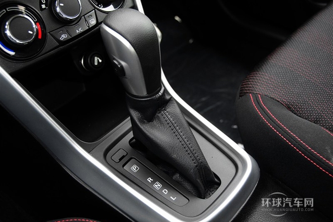 2014款 1.6L CVT兩驅(qū)進(jìn)取型