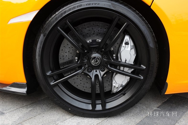 2013款 3.8T SPIDER 50周年紀念版