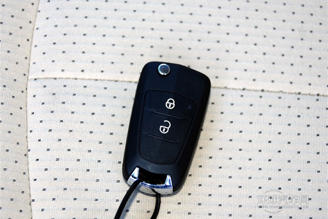 2014款 1.5L 手動標準型