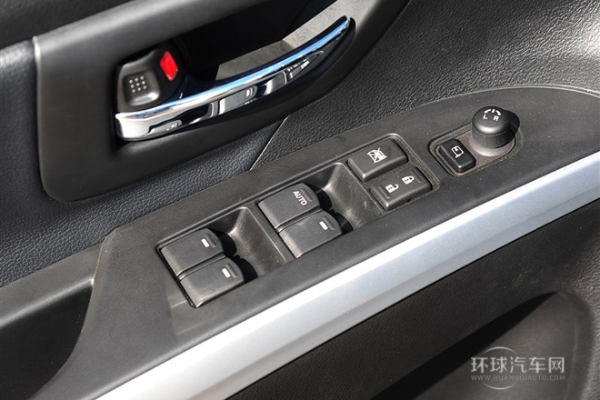 2014款 1.6L CVT四驅(qū)尊貴型