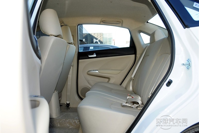 2014款 1.5L 手動(dòng)標(biāo)準(zhǔn)型