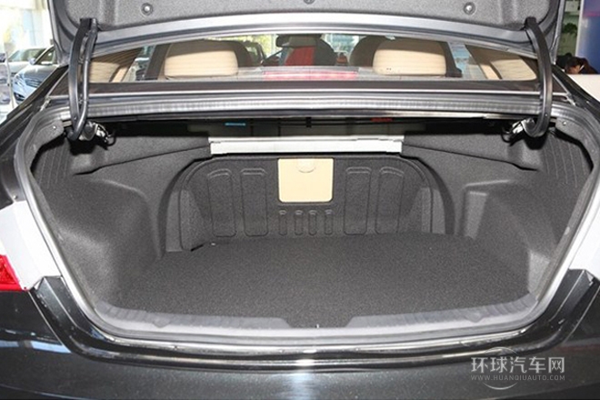 2013款 2.4L 自動(dòng)豪華版 國IV