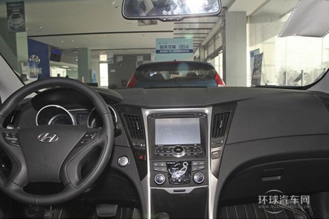 2013款 2.4L 自動(dòng)豪華版 國(guó)IV