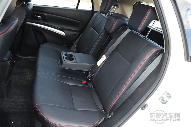 2014款 1.6L CVT四驅尊貴型