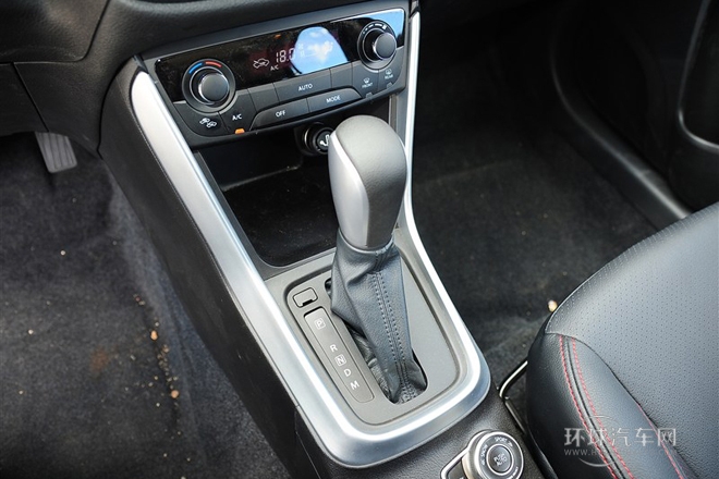 2014款 1.6L CVT四驅尊貴型