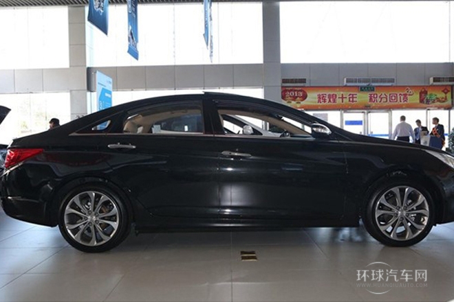 2013款 2.4L 自動(dòng)豪華版 國(guó)IV