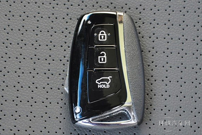 2013款 2.2T 四驅舒適版 7座