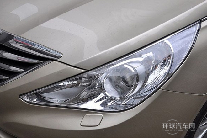 2013款 2.4L 自動尊貴版 國IV