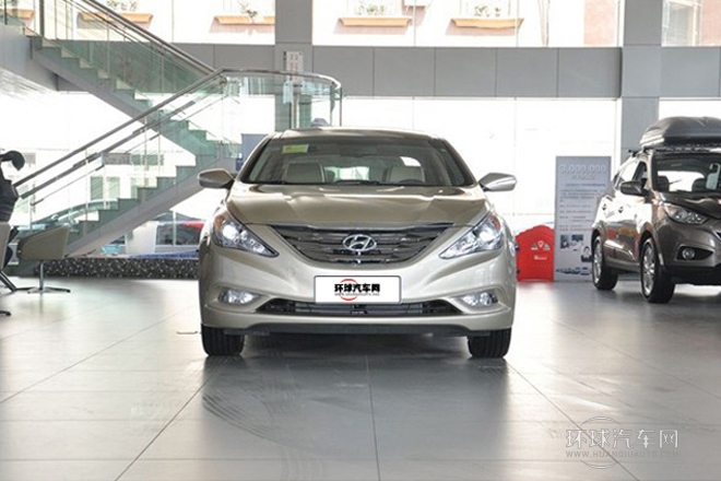 2013款 2.4L 自動尊貴版 國IV