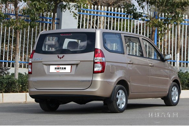 2013款 1.5L標(biāo)準(zhǔn)型L2B