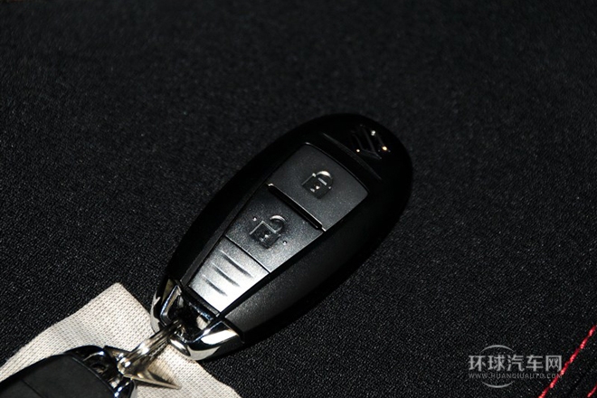 2014款 1.6L 手動兩驅進取型