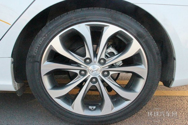 2013款 2.4L 自動頂級版 國IV