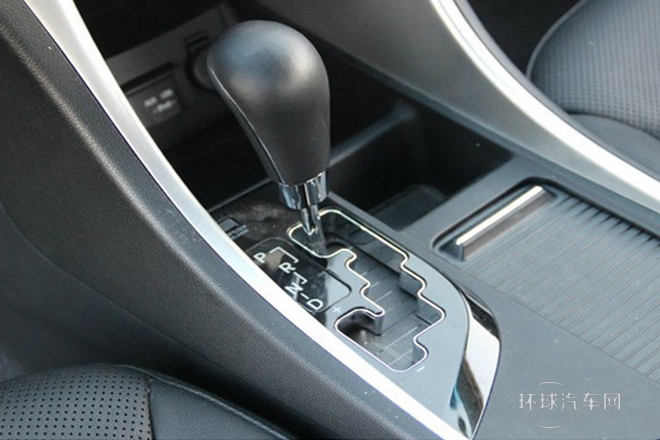 2013款 2.4L 自動頂級版 國IV