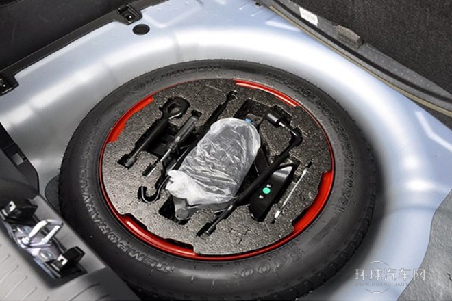 2011款 1.6L 自動旗艦版