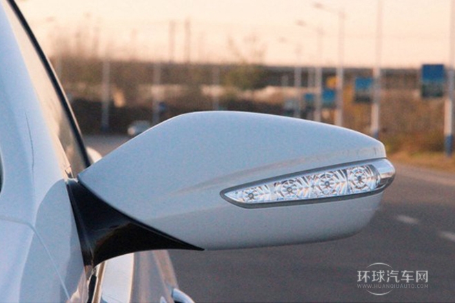 2013款 2.4L 自動頂級版 國IV