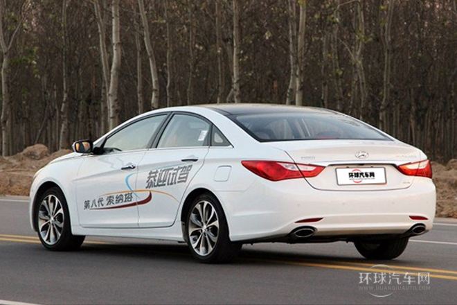 2013款 2.4L 自動(dòng)頂級(jí)版 國(guó)IV