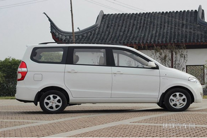 2013款 1.5L舒適型L2B