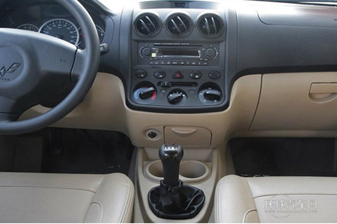 2013款 1.5L豪華型L2B