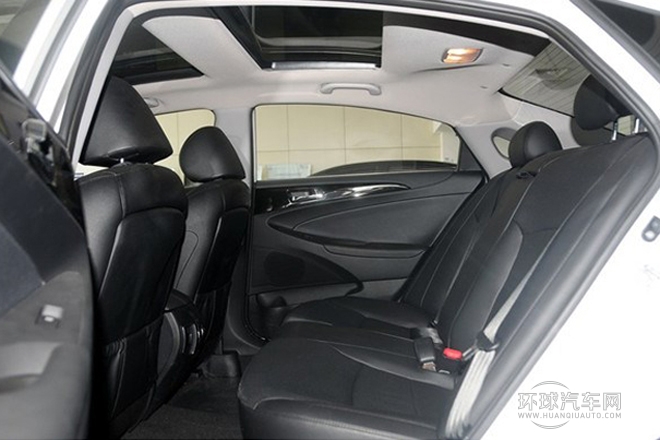 2013款 2.4L 自動領先版 國V