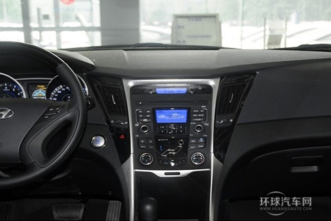 2013款 2.4L 自動領先版 國V