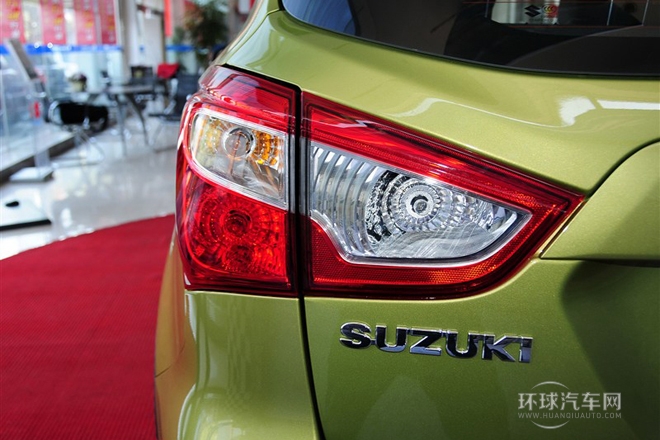 2014款 1.6L 手動(dòng)兩驅(qū)精英型