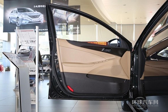 2013款 2.4L 自動豪華版 國V