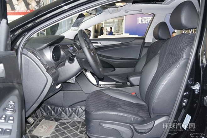 2013款 2.4L 自動豪華版 國V