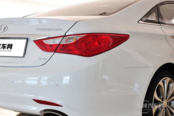 2013款 2.4L 自動尊貴版 國V