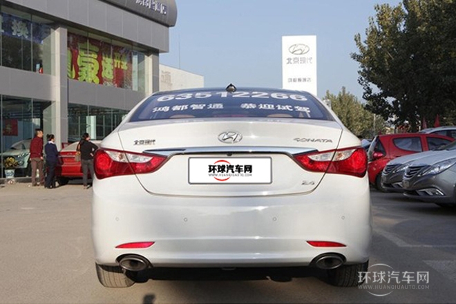 2013款 2.4L 自動尊貴版 國V