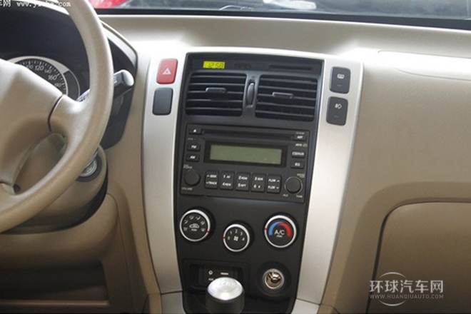 2013款 2.0L 手動兩驅舒適型