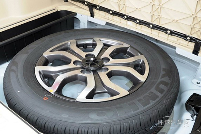 2013款 2.0L 手動兩驅(qū)時尚型