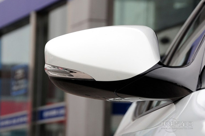 2012款 1.6T 自動豪華版