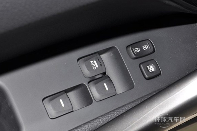 2012款 1.6T 自動尊享版