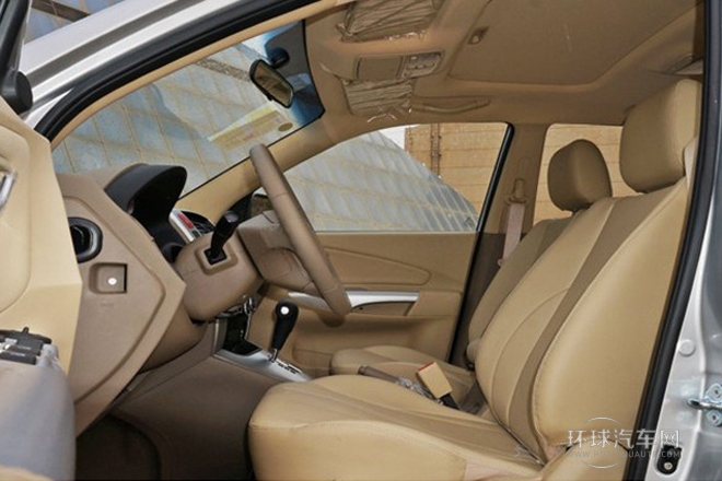 2013款 2.0L 自動兩驅舒適型