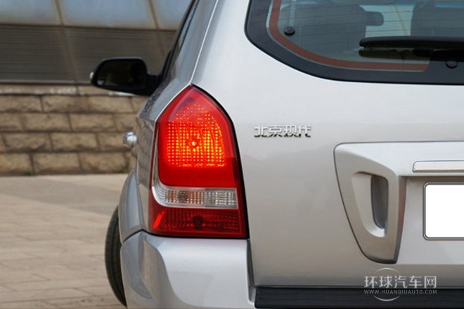 2013款 2.0L 自動兩驅(qū)舒適型