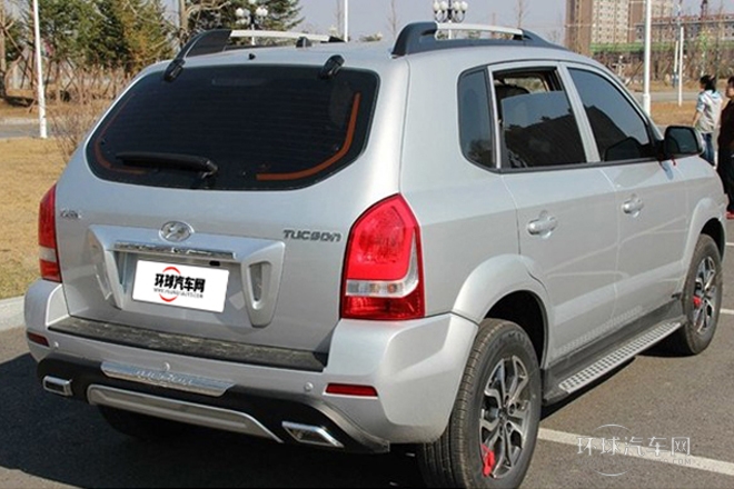 2013款 2.0L 自動兩驅舒適型