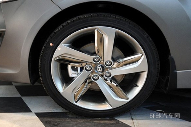 2012款 1.6T 手動舒適版